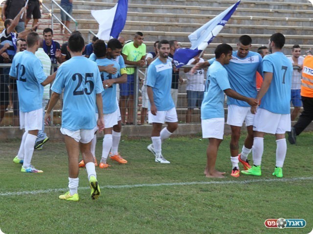 שחקני בית שאן בסיום (שלומי גבאי)